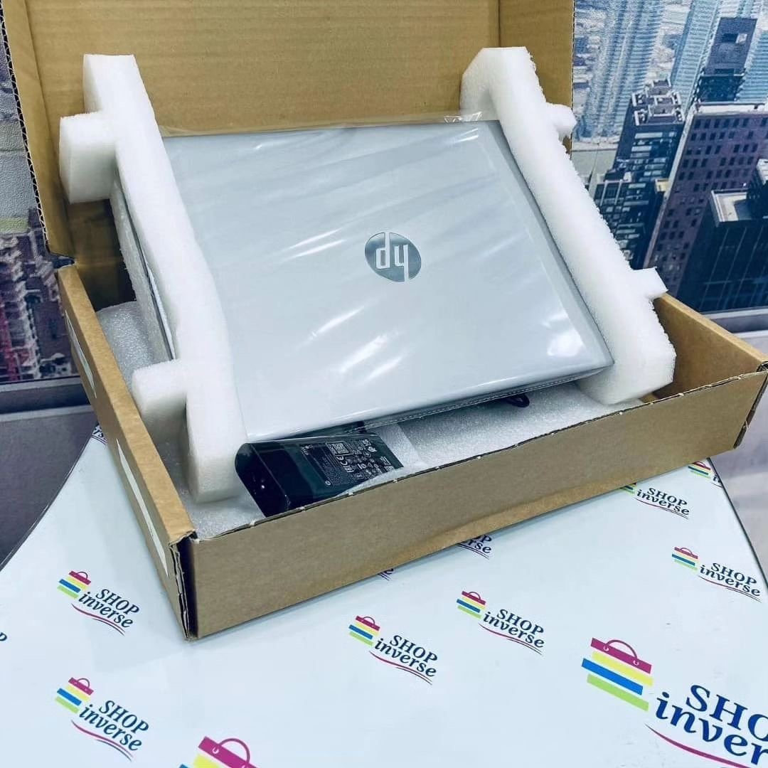 HP Pavilion 15 Laptop – Silver Edition